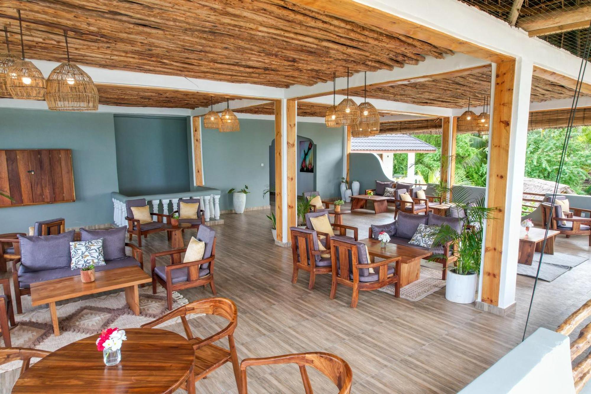 Mnana Beach Bungalows Pingwe Eksteriør billede